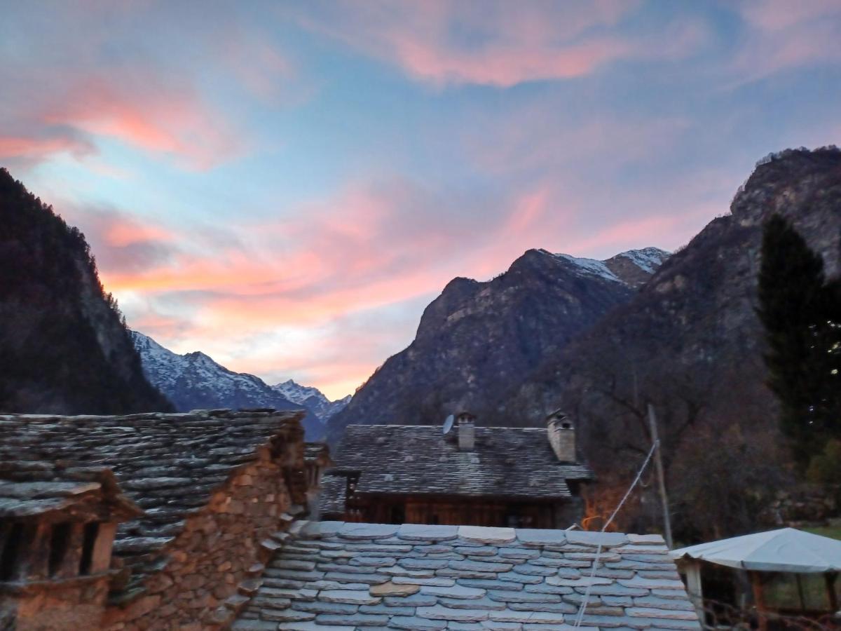 MolliaCa' Scocc, Antica Casa Di Montagna In Valsesia别墅 外观 照片